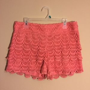 Loft The Riviera Short Size 6 in Coral